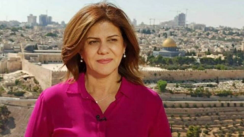من هى مراسلة الجزيرة «شيرين أبو عاقلة» ضحية غدر رصاص الإحتلال الإسرائيلي؟