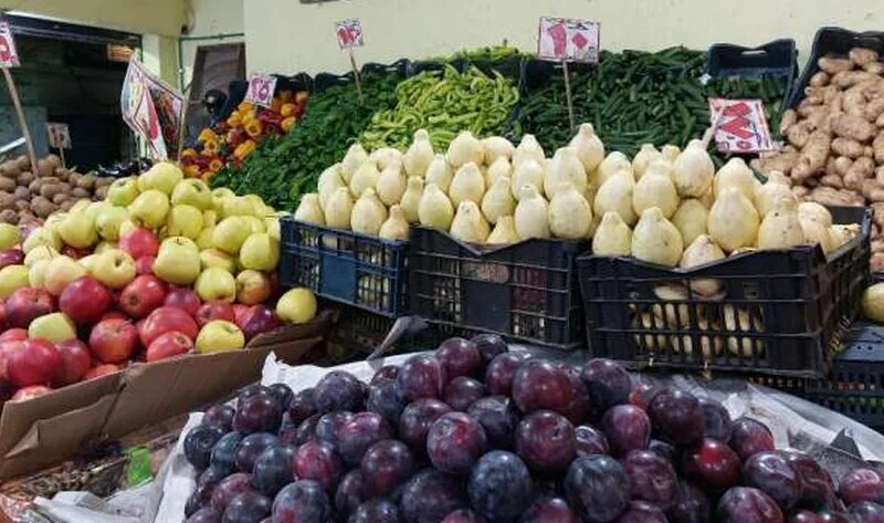 تراجع أسعار الفاكهة في الأسواق اليوم الجمعة – اقتصاد