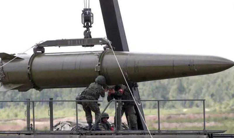 الخارجية الأمريكية تقر بإرسال واشنطن صواريخ أتاكمز بعيدة المدى إلى أوكرانيا