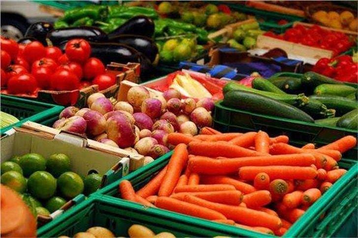 البصل بـ21 والجوافة بـ15.. أسعار الخضروات والفاكهة اليوم الإثنين 29 أبريل 2024