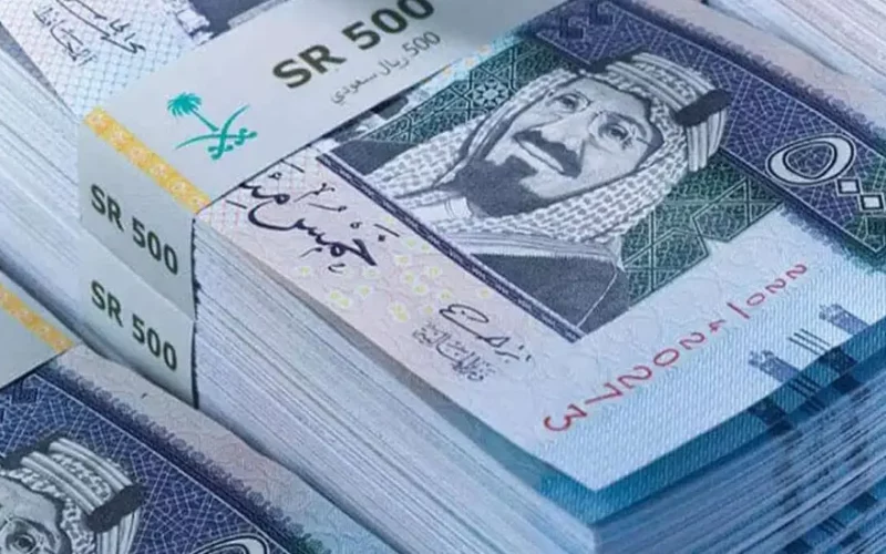 ارتفاع سعر الدينار الكويتي في البنك المركزي بنهاية تعاملات اليوم الثلاثاء 16 أبريل 2024