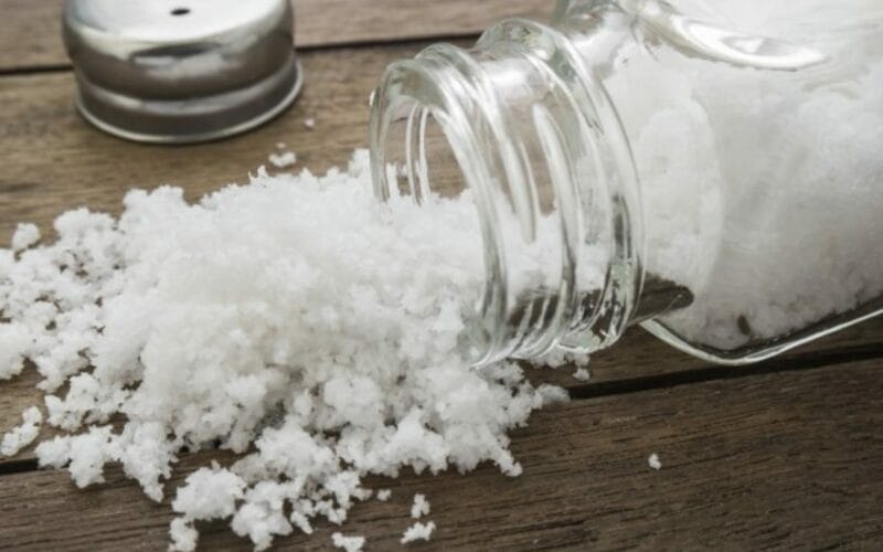 ما الكمية المسموح تناولها من الملح يومياً؟