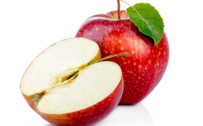 فوائد تناول التفاح بشكل يومي