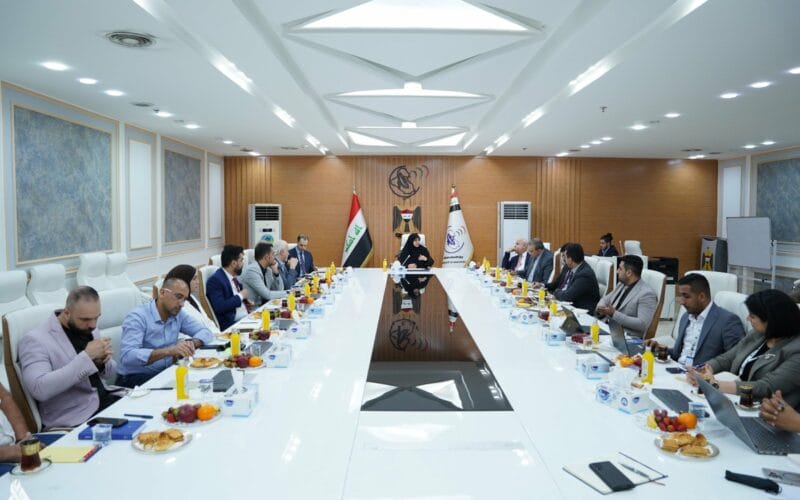 وزيرة الاتصالات تعلن قرب إصدار التوقيع الرقمي » وكالة الأنباء العراقية