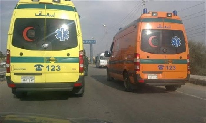 أربعة جرحى في حادث انقلاب سيارة ملاكي على الطريق الدولي الساحلي بالبحيرة