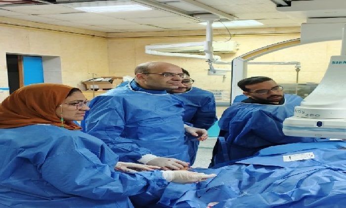 إنقاذ مبتكر: فريق قنا الطبي يحافظ على ساق مريض باستخدام تقنية القسطرة التداخلية