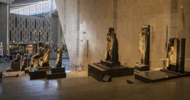 استكشاف الهيئة الملكية في المتحف المصري الكبير: حقائق ومعلومات