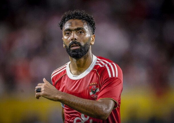 الأهلي يعلن التشكيل الرسمي لمواجهة بورتو في كأس العالم للأندية: الشحات يقود الهجوم