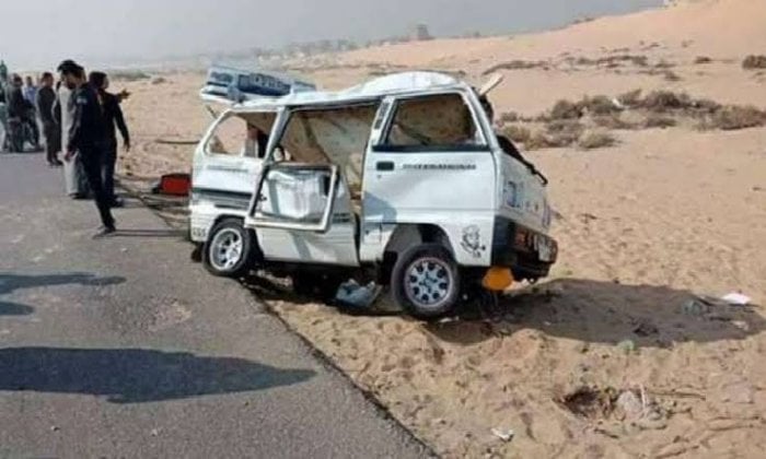 الحوادث المرورية: 9 مصابين نتيجة انقلاب سيارة بسبب السرعة الزائدة في الفيوم الجديدة