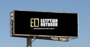 المصريين أوت دور توسع وجودها بإعلانات جديدة على كوبري أكتوبر