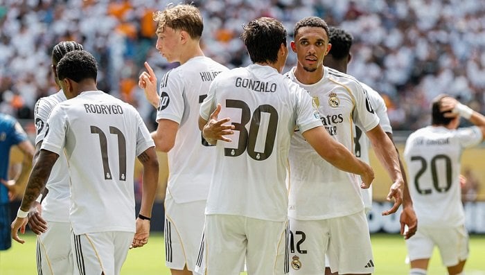 المواجهة الكبرى: ريال مدريد يسعى لتحقيق انتصاره الأول في مونديال الأندية ضد باتشوكا