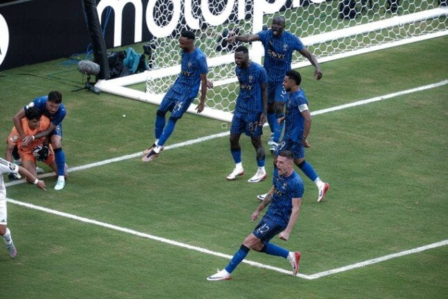 الهلال وسالزبورج: صراع التأهل لدور الـ16 في بطولة الأندية العالمية