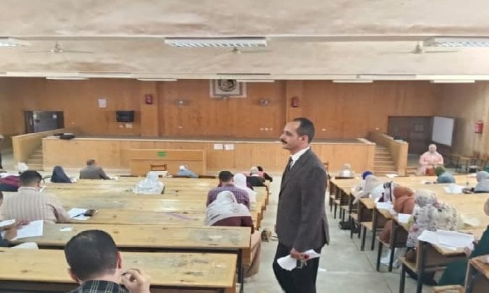 بدء امتحانات الدراسات العليا للفصل الثاني بكلية الحقوق في قنا