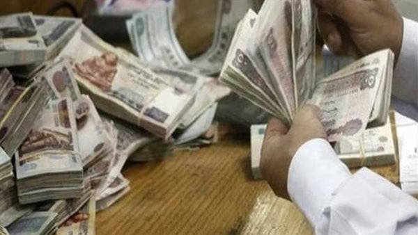 توقعات زيادة الرواتب 2025: تعرف على دخلك المقبل!