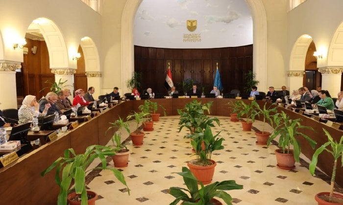 جامعة الإسكندرية: تعزيز التعليم من خلال البحوث والاتفاقيات الدولية
