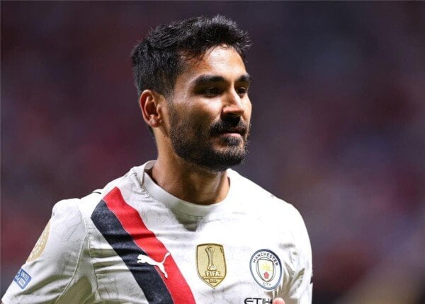 جوندوجان: سعيد في مانشستر سيتي ومستعد للاستمرار