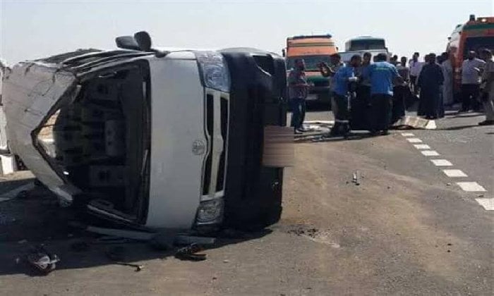 حادث مأساوي: وفاة طفلة وإصابة 17 في تصادم ميكروباص للعمالة الزراعية