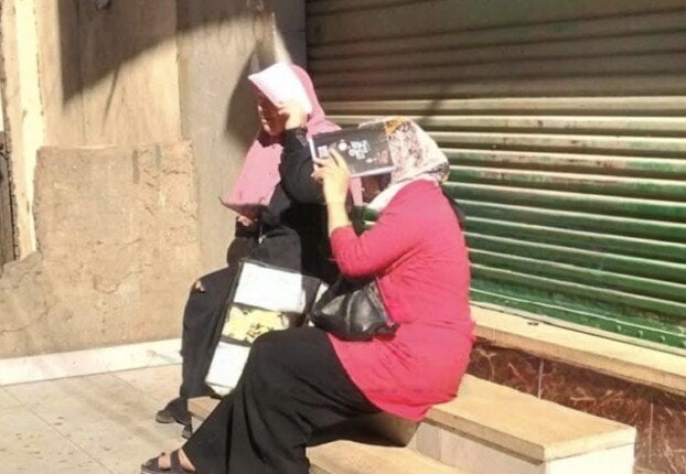 في ظل التوتر: أولياء الأمور ينتظرون نتائج امتحانات الطلاب في الإسكندرية