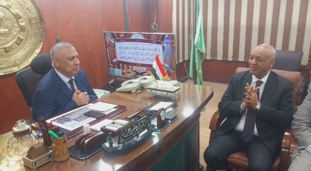 مصطفى بكرى يشارك في احتفالية 30 يونيو بغرفة تجارة الدقهلية