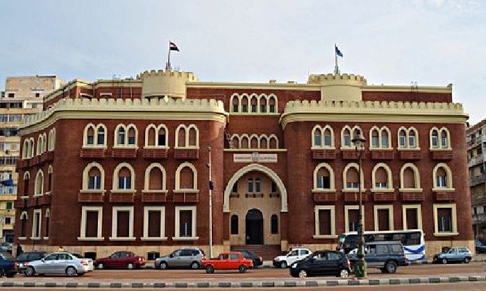 مناقشة خطة التحول الرقمي وتطوير البنية التحتية في جامعة الإسكندرية صيف 2023