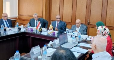 اجتماع هام لتحديث أكواد مياه الشرب والصرف الصحي: تعزيز كفاءة الأداء ودعم الصناعة المحلية