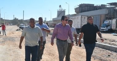 تعزيز تطوير البنية التحتية الصناعية في مدينة العاشر من رمضان: وزير الإسكان يتفقد مشروعات الصرف الصناعي والكفاءة البيئية