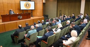 وزارة الصناعة تعلن عن خطة عاجلة لإعادة تشغيل خطوط إنتاج الأسمنت وتعزيز توفيره في السوق المحلي