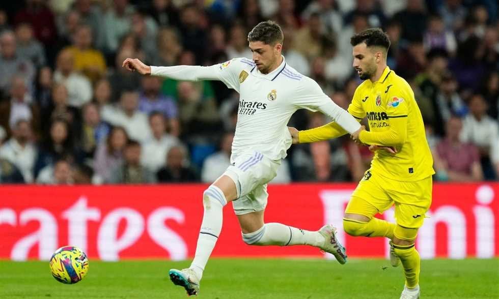 أتلتيكو مدريد يضم أليكس باينا رسميًا بعقد يمتد حتى 2030