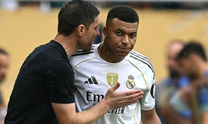 ألونسو يخطط لعزل مبابي قبل معركة كأس العالم للأندية ضد ريال مدريد ودورتموند