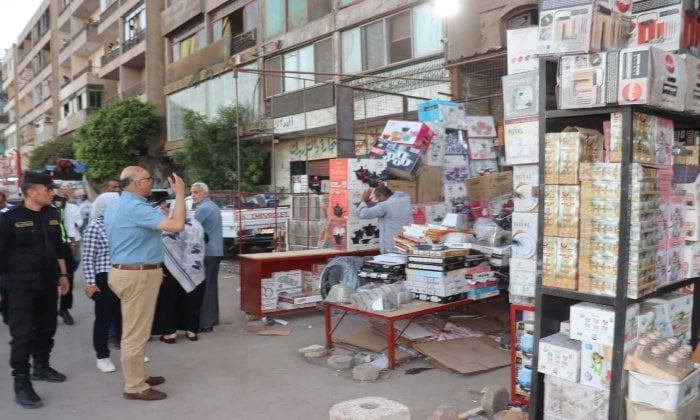 إزالة الإشغالات في شارع مساكن الياسمين: جهود مكثفة لتحسين البيئة