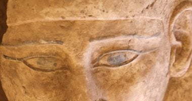 إنجاز أثري جديد في أسوان: اكتشاف مقابر منحوتة تعود للعصرين اليوناني والروماني بكثير من التفاصيل اللافتة