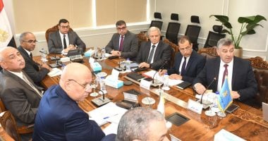 اجتماع وزارة الإسكان لمتابعة إنشاء وحدات تنظيم السوق العقارية وتصدير العقار المصري: رؤية جديدة نحو تطوير القطاع العقاري وتعزيز الاستثمار.