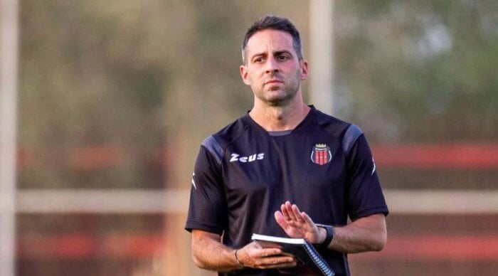 اقتراب وجه جديد من الانضمام إلى الزمالك مع يانيك فيريرا