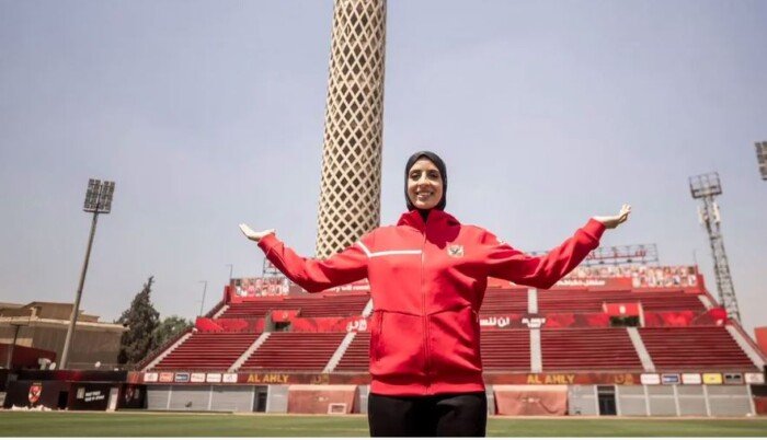 الأهلي يضيف إنجاز ذهبية فريال أشرف إلى صفوفه
