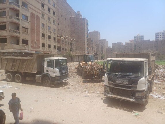 الجـيزة تتخلص من 800 طن من المخلفات في حي العمرانية