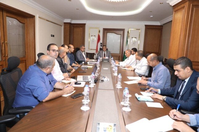 الجيزة تطلق نظامًا ذكيًا لإدارة مخلفات البناء والهدم بكفاءة