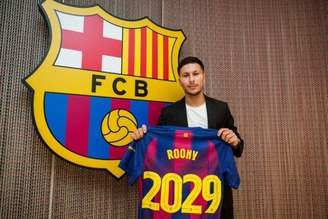 برشلونة يضم السويدي روني باردجي