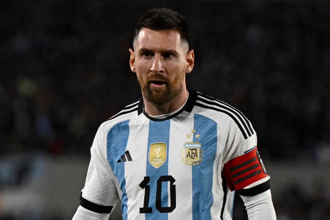 برشلونة يعلن موقفه المفاجئ تجاه ميسي قبل إعادة افتتاح كامب نو