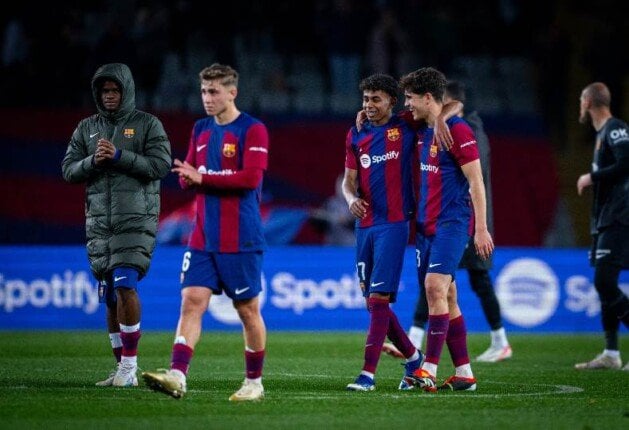 برشلونة يُوقِف مباراة فيسيل كوبي ويضع رحلة كوريا في خطر