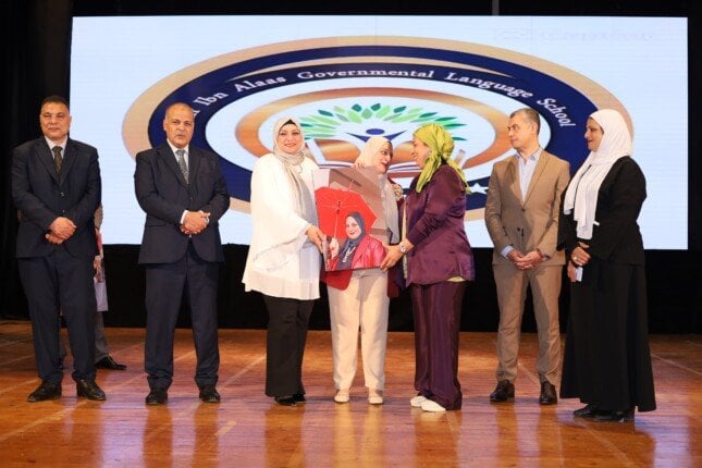تخريج طلاب مدرسة عمرو بن العاص: احتفال بحضور مدير تعليم بورسعيد
