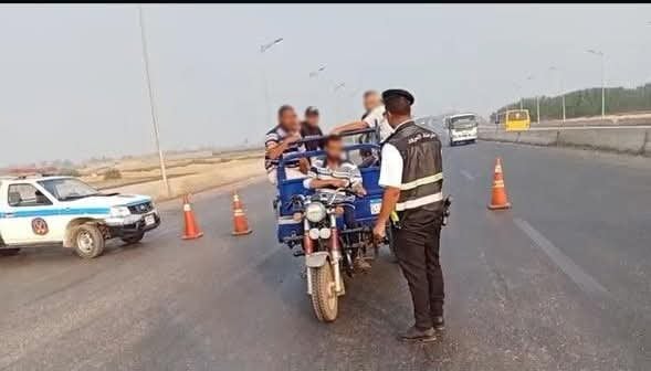 تسجيل 291 مخالفة مرورية في محور عدلي منصور ببني سويف