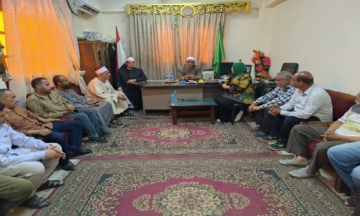 تعزيز التحول الرقمي: مدير أوقاف الفيوم يستكشف الحلول المتاحة