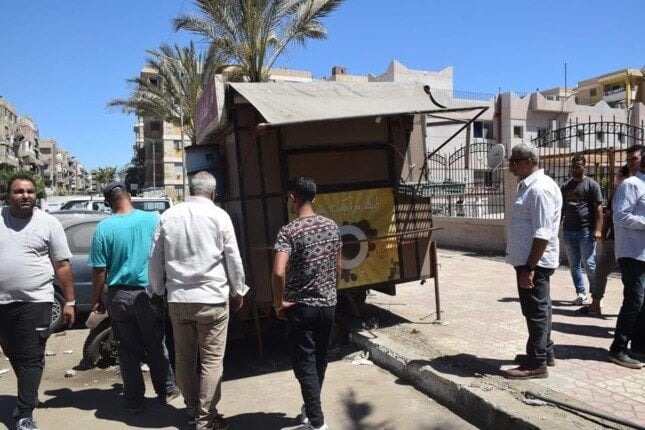 جهود سكرتير عام بورسعيد لتحسين النظافة وإزالة الإشغالات بحي الزهور