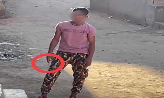 حبس شاب في الفيوم بعد تهديد جيرانه بسكين