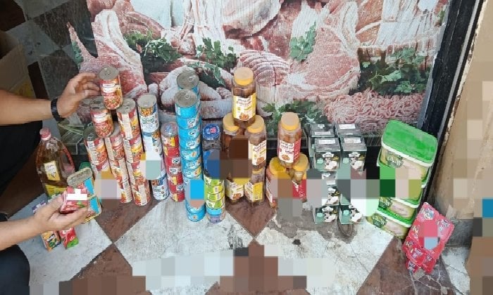 حملات صحية تكشف فساد 3.5 طن من الأغذية وتعاقب 22 منشأة في البحيرة