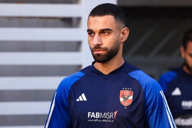 سيراميكا كليوباترا يضم عمرو السولية لتعزيز صفوفه