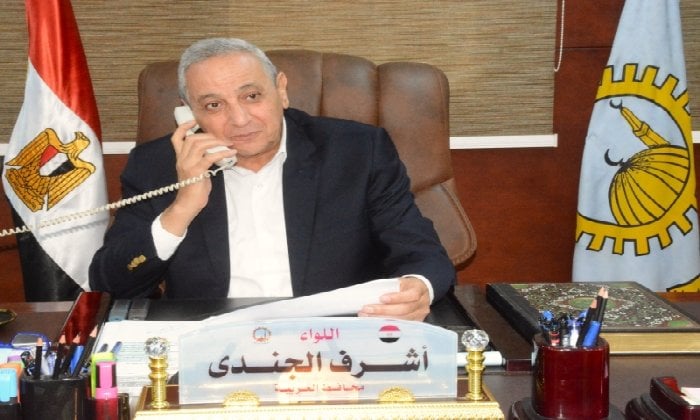 فخر المحافظة: اتصال محافظ الغربية بأوائل الدبلومات الفنية