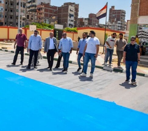 مدير تعليم بورسعيد يتفقد تقدم مشروع مدارس مصر المتميزة