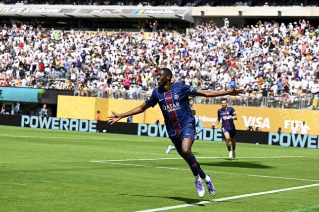 مواجهة العمالقة: باريس سان جيرمان يواجه تشيلسي في نهائي كأس العالم للأندية