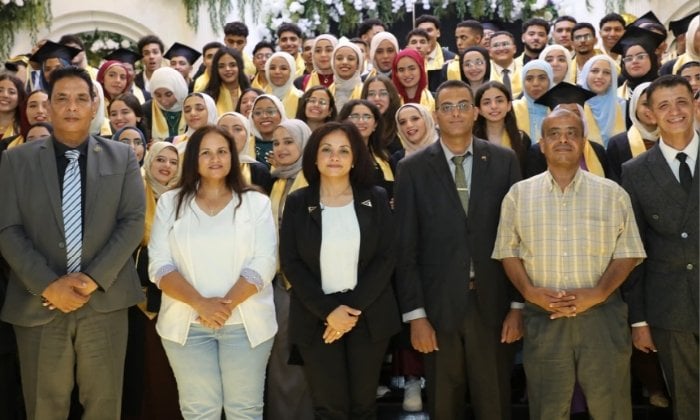 نائب محافظ البحر الأحمر تحتفي بتخرج دفعة 2025 من مدرسة STEM وتؤكد دعمها للمتفوقين